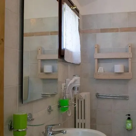 Farm stay Bio La Tana Del Lele Serra San Quirico