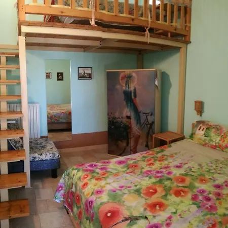 בית חווה Bio La Tana Del Lele Serra San Quirico