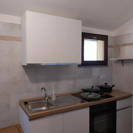 בית חווה Bio La Tana Del Lele Serra San Quirico