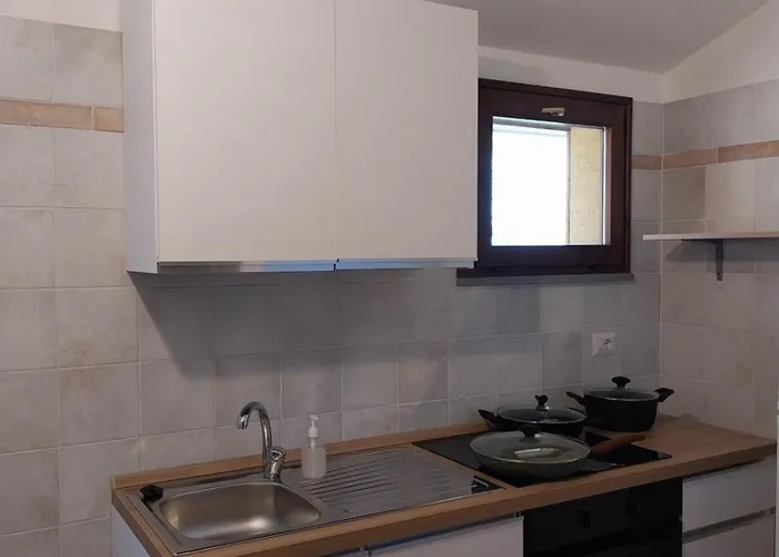 Lantgård Bio La Tana Del Lele Serra San Quirico